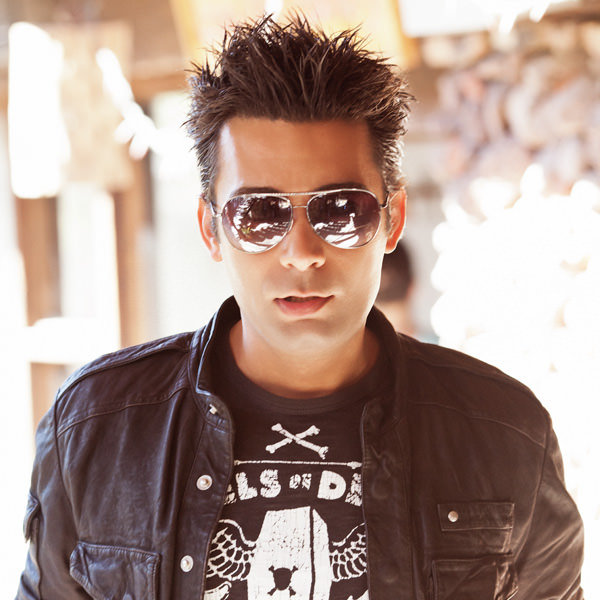 Bia Nazdiktar (Closer) - Cameron Cartio