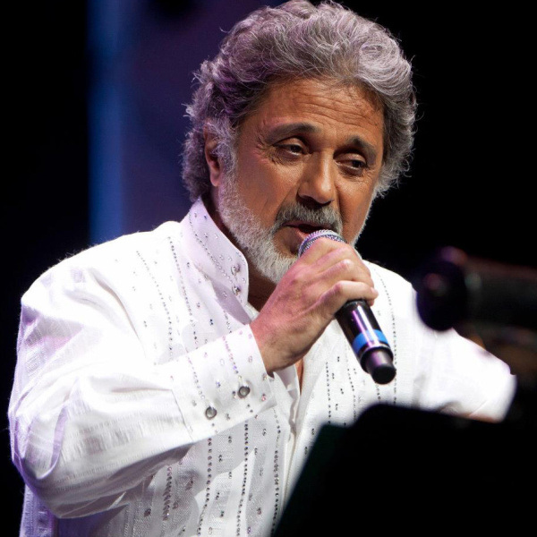 Saleh 2000 (Live) - Dariush